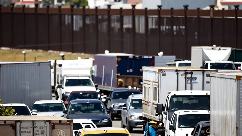 1. 격화되는 미국-멕시코 국경의 긴장, '카르텔과의 전쟁' 서막?