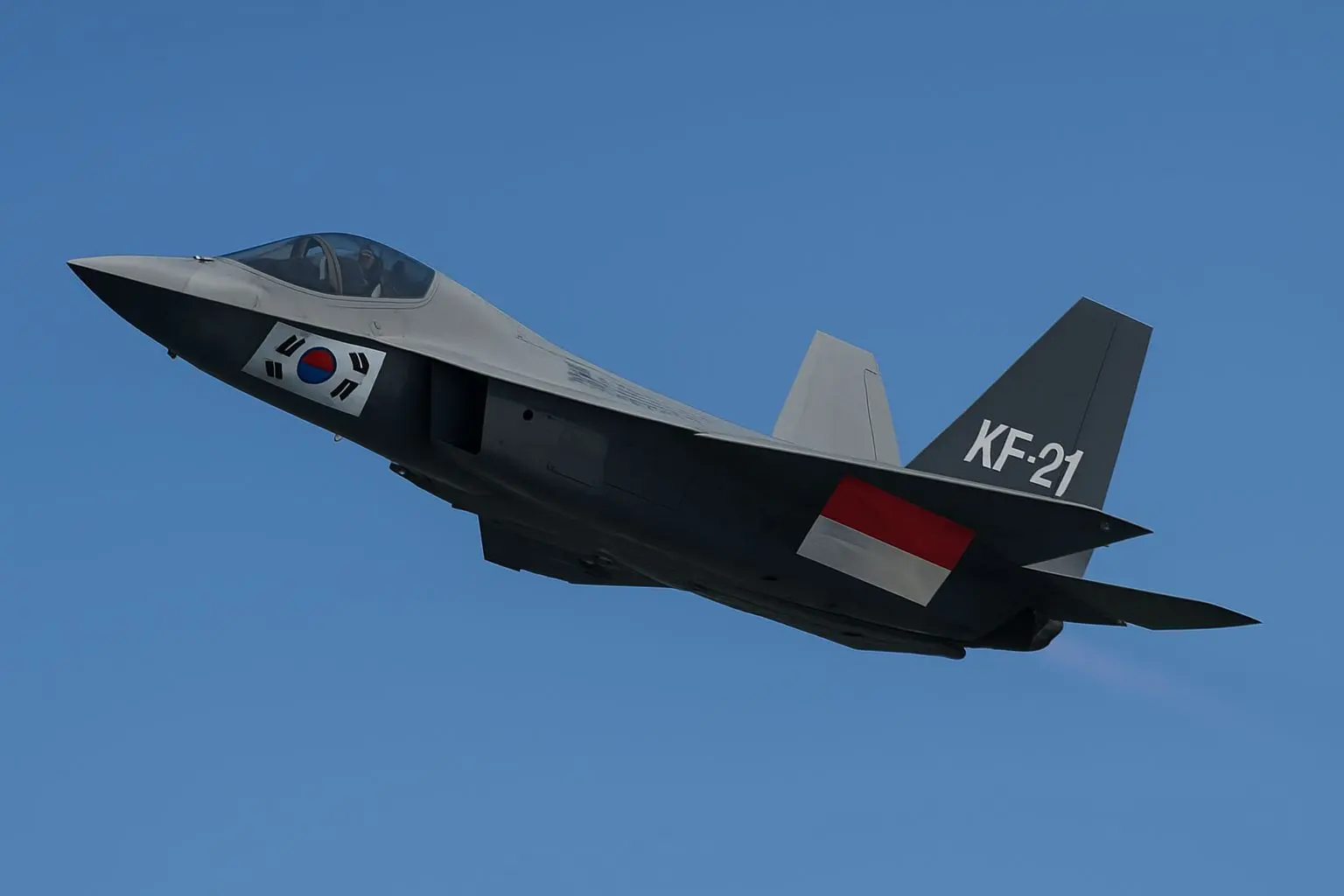 한국형 전투기 KF-21, 세계 방산 시장에 도전하다